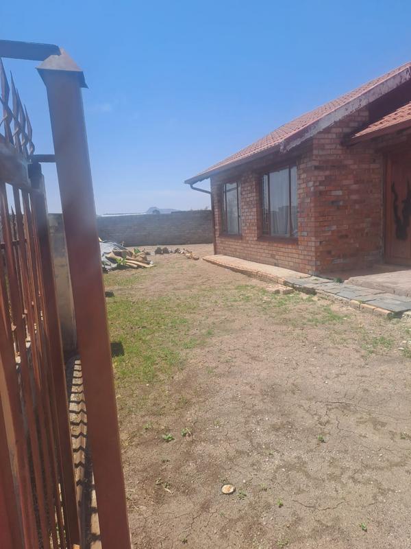 To Let 3 Bedroom Property for Rent in Paardekraal North West